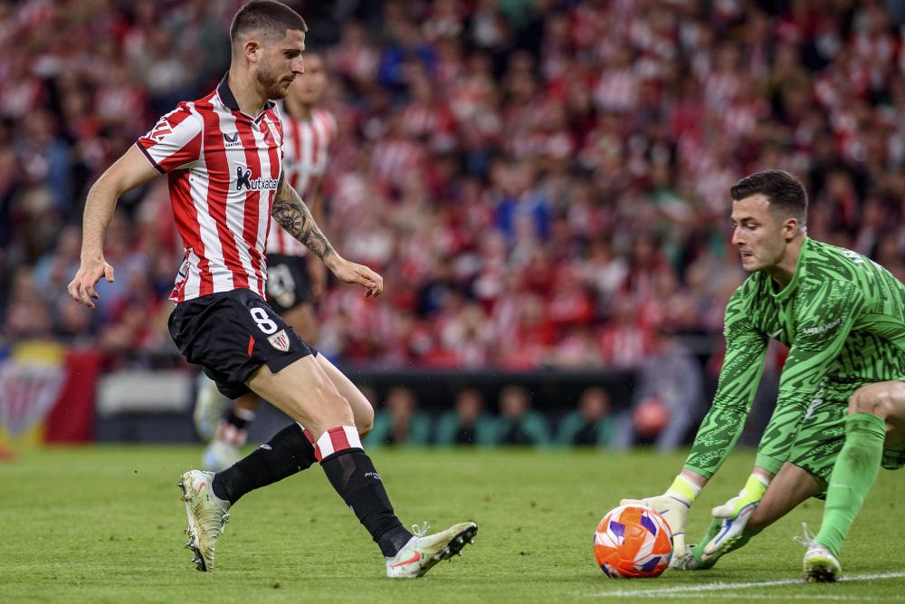 巴萨对小蜘蛛感兴趣？阿莱马尼：对此不知情，他在马竞很开心